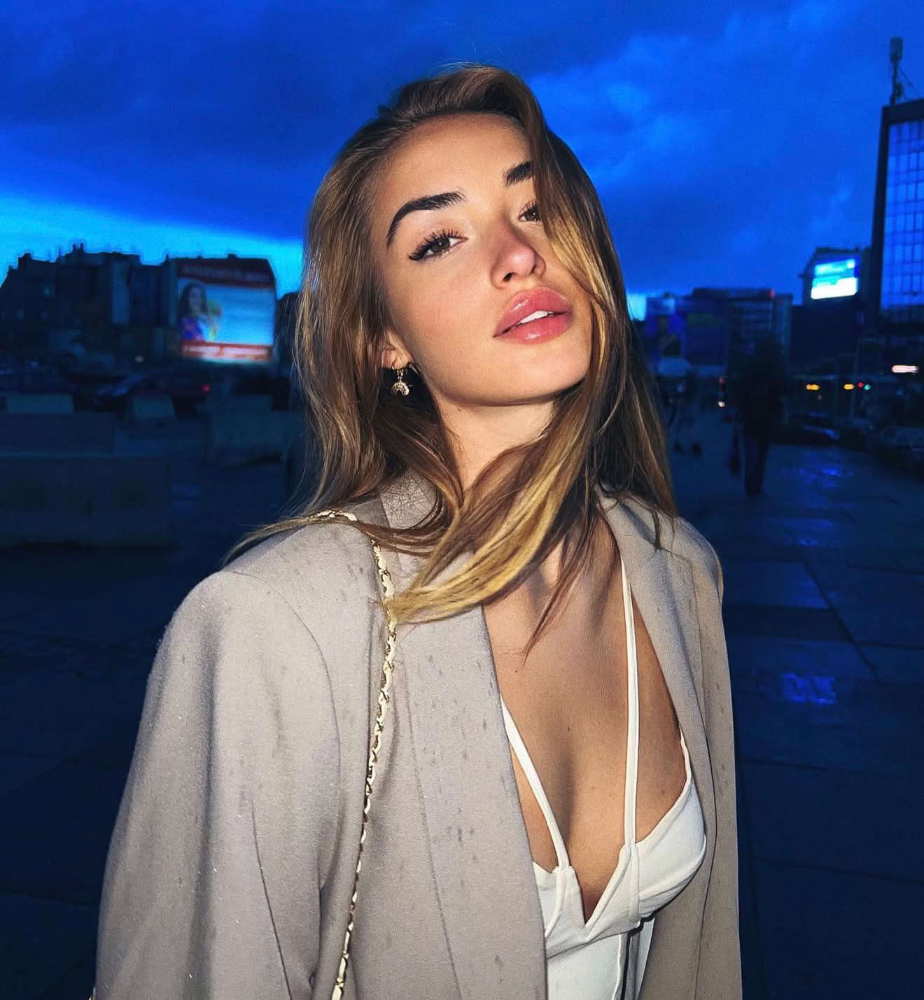 Arnavutköy Balaban Mahallesi Kondomsuz Escort Bayan Zehra