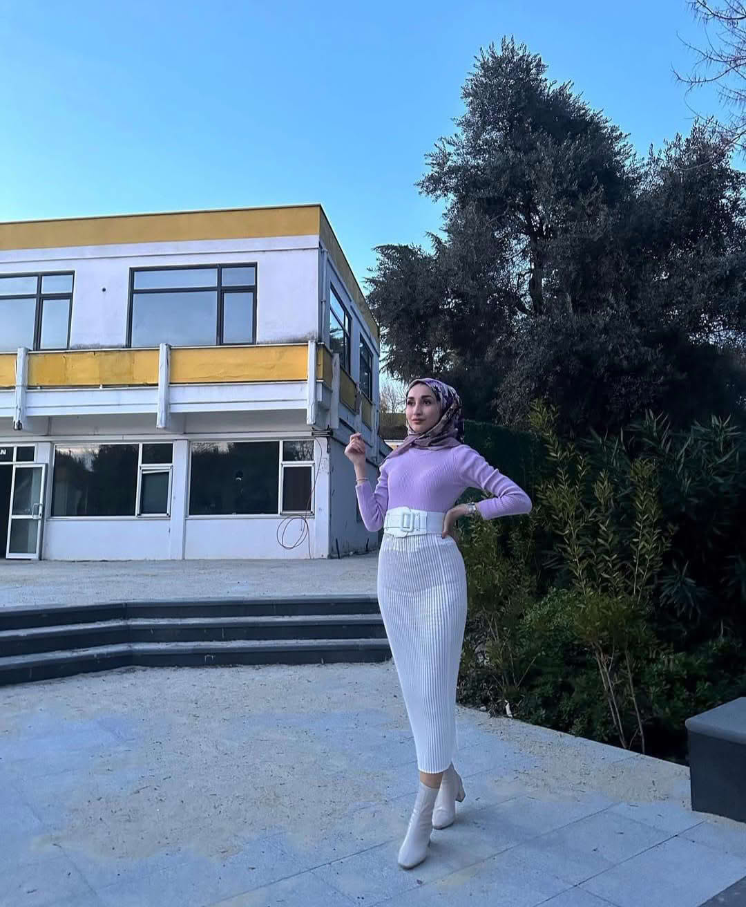 Arnavutköy Bolluca Mahallesi Yaşlı Milf Escort Bayan Esin