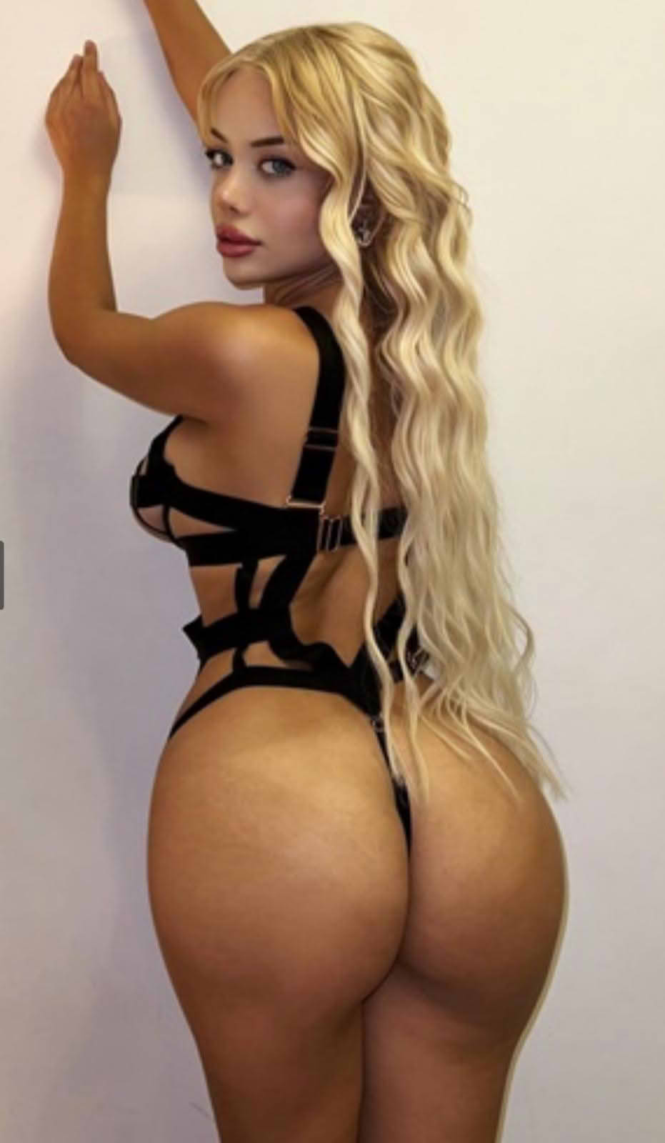 Büyükçekmece Dizdariye Mahallesi Saksocu Escort Bayan Derya