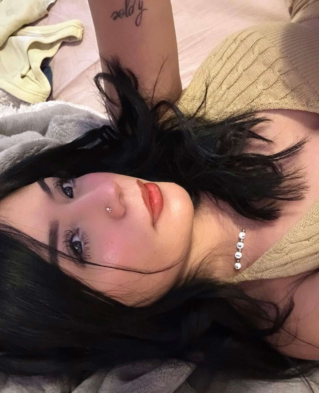 Büyükçekmece Kamiloba Mahallesi Yaşlı Milf Escort Bayan Emine