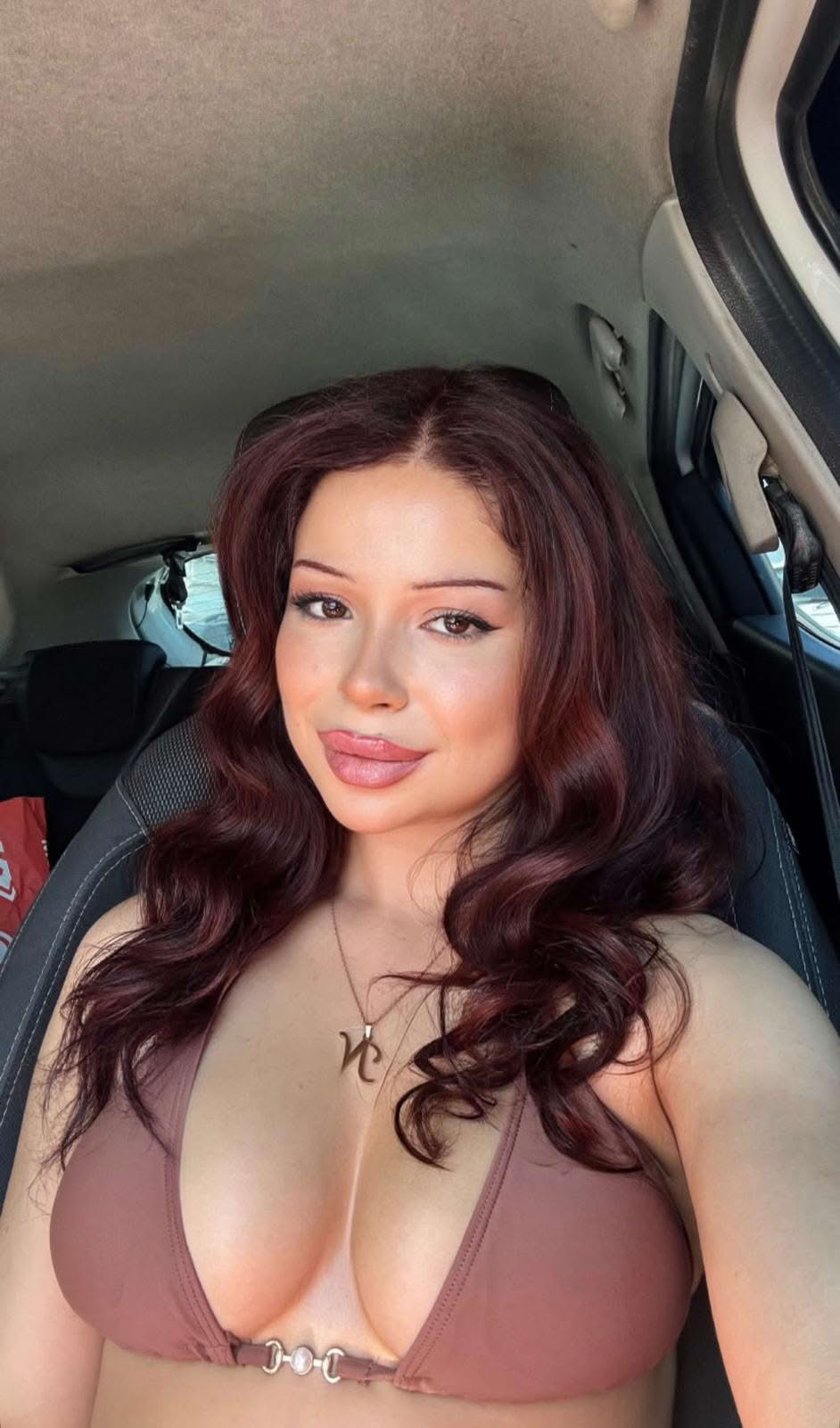 Fatih Demirtaş Mahallesi Sakso Çeken Escort Bayan Nesrin