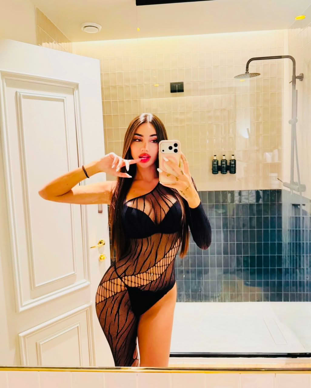 Kağıthane Çağlayan Mahallesi Grup Yapan Escort Bayan Elmas