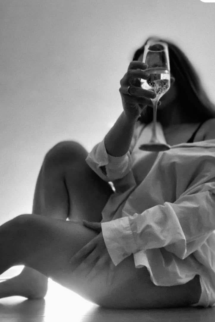 Küçükçekmece Gültepe Mahallesi Ucuz Escort Bayan Esmeray