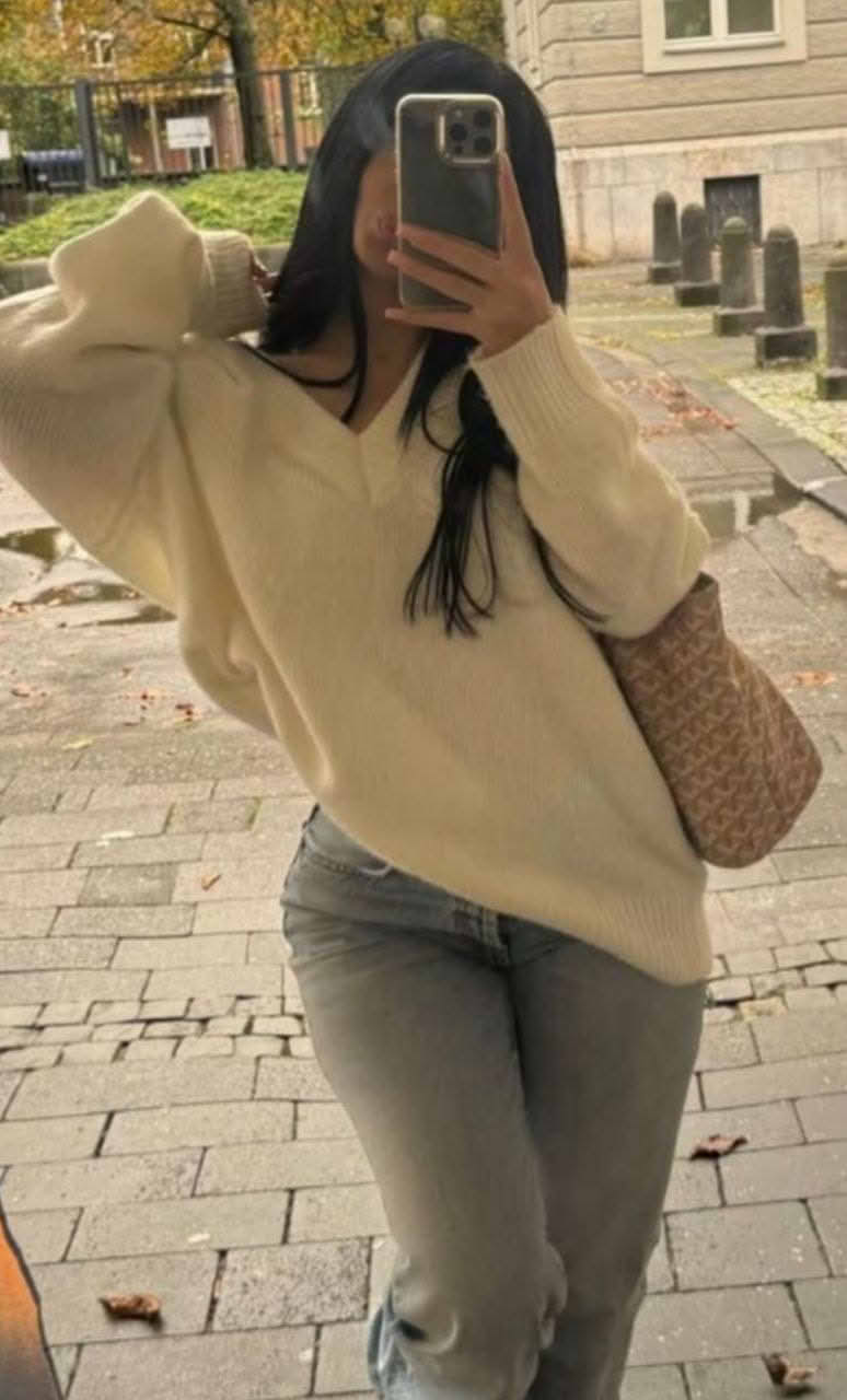 Sarıyer Maslak Mahallesi Mavi Gözlü Escort Bayan Ela
