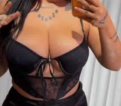 Arnavutköy Yeniköy Mahallesi Ofise Gelen Escort Bayan Emine