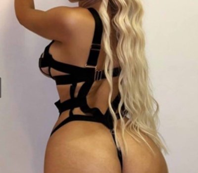Büyükçekmece Dizdariye Mahallesi Saksocu Escort Bayan Derya